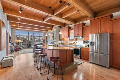 601 E Erie St #313, Milwaukee, WI 53202 - Photo 5