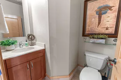 601 E Erie St #313, Milwaukee, WI 53202 - Photo 35