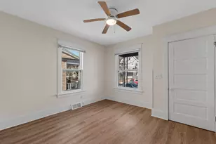 3527 W Branting Ln, Milwaukee, WI 53215 - Photo 3