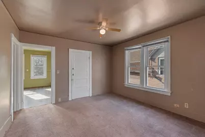 3527 W Branting Ln, Milwaukee, WI 53215 - Photo 13