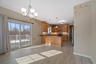 227 Shore Cir, Oconomowoc, WI 53066 - Photo 7