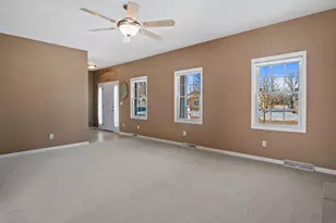 227 Shore Cir, Oconomowoc, WI 53066 - Photo 7