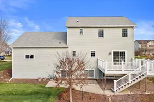 227 Shore Cir, Oconomowoc, WI 53066 - Photo 37