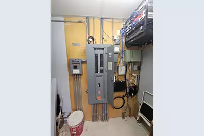 910 S Main St, Fort Atkinson, WI 53538 - Photo 11