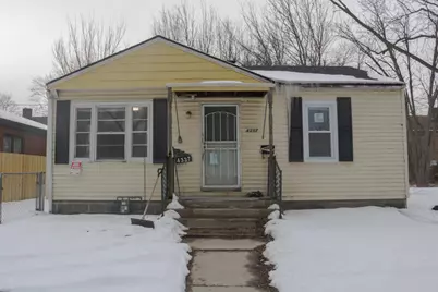 4337 N 42nd Pl, Milwaukee, WI 53216 - Photo 13