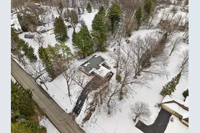 W269S3616  Merrill Hills Rd, Waukesha, WI 53189 - Photo 5