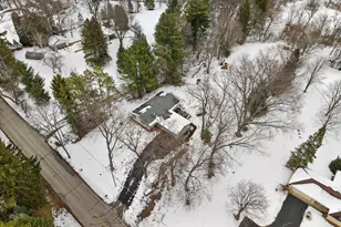 W269S3616 Merrill Hills Rd, Waukesha, WI 53189 - Photo 5