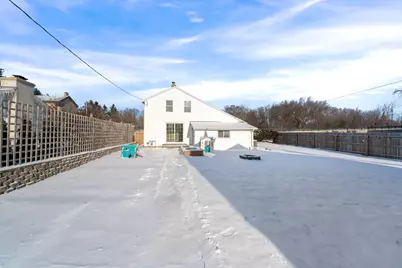 343 E Green Bay Ave, Saukville, WI 53080 - Photo 17