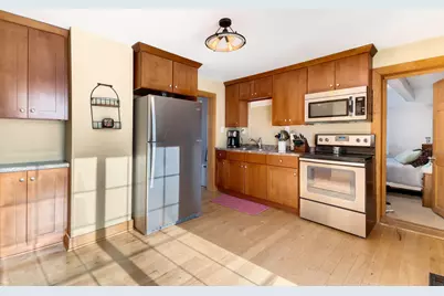 343 E Green Bay Ave, Saukville, WI 53080 - Photo 7