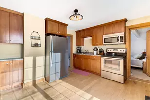 343 E Green Bay Ave, Saukville, WI 53080 - Photo 7