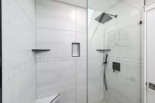 11415 N Stonefield Ct, Mequon, WI 53092 - Photo 25