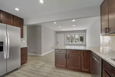 1703  84th Pl, Kenosha, WI 53143 - Photo 5