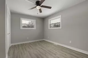 1703 84th Pl, Kenosha, WI 53143 - Photo 9