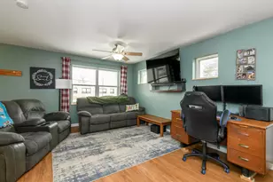 1135 White Rock Ave, Waukesha, WI 53186 - Photo 7