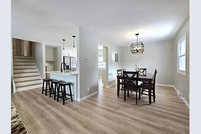 4570 N Delco Ave, Wauwatosa, WI 53225 - Photo 11