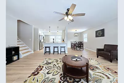 4570 N Delco Ave, Wauwatosa, WI 53225 - Photo 3