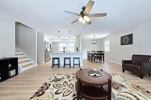 4570 N Delco Ave, Wauwatosa, WI 53225 - Photo 3