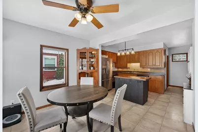 416 S Rural St, Hartford, WI 53027 - Photo 9