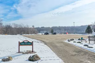 5105 S Small Rd, New Berlin, WI 53151 - Photo 37