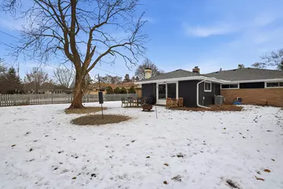 8965 N Navajo Rd, Bayside, WI 53217 - Photo 37