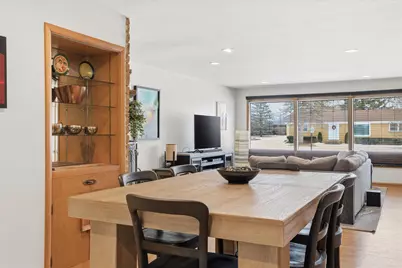 8965 N Navajo Rd, Bayside, WI 53217 - Photo 9