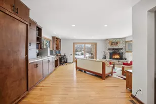 8965 N Navajo Rd, Bayside, WI 53217 - Photo 13