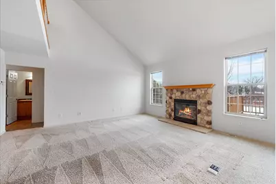 1705  Tumbleweed Cir, West Bend, WI 53095 - Photo 5