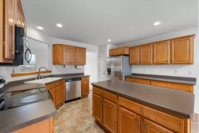 1705  Tumbleweed Cir, West Bend, WI 53095 - Photo 9