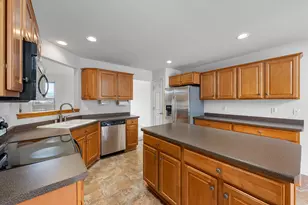 1705 Tumbleweed Cir, West Bend, WI 53095 - Photo 9