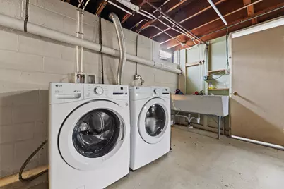 N62W23905  Sunset Dr, Sussex, WI 53089 - Photo 27