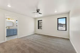 1508 Pioneer Dr, Holmen, WI 54636 - Photo 11