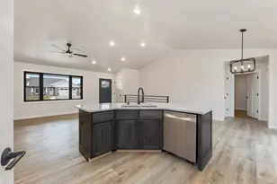 1508 Pioneer Dr, Holmen, WI 54636 - Photo 9