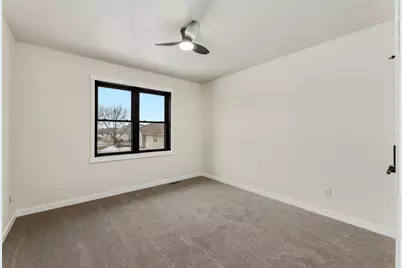 1508  Pioneer Dr, Holmen, WI 54636 - Photo 17