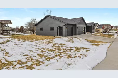 1508  Pioneer Dr, Holmen, WI 54636 - Photo 3