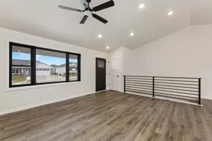 1508 Pioneer Dr, Holmen, WI 54636 - Photo 3