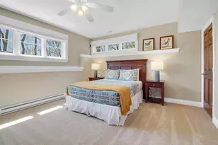 201 Abbey Springs Dr, Fontana, WI 53125 - Photo 25