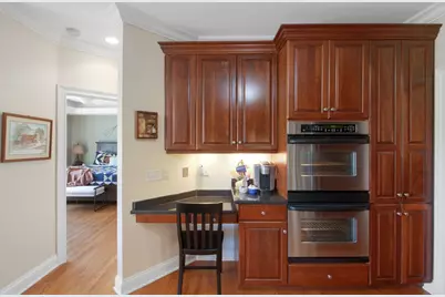 201  Abbey Springs Dr, Fontana, WI 53125 - Photo 5