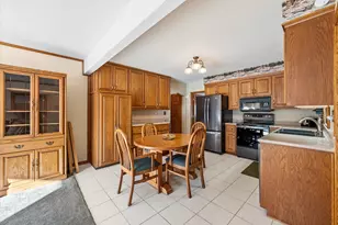 325 E Whitefish Rd, Port Washington, WI 53074 - Photo 9