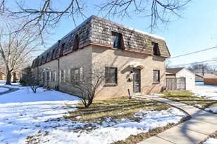 16107 W Heritage Ln, New Berlin, WI 53151 - Photo 5