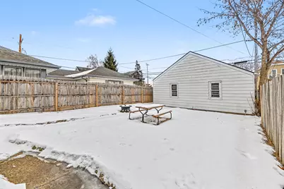 3551 E Armour Ave, Cudahy, WI 53110 - Photo 33