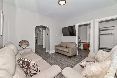 3551 E Armour Ave, Cudahy, WI 53110 - Photo 7