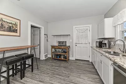 3551 E Armour Ave, Cudahy, WI 53110 - Photo 13