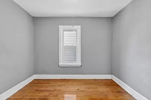 2673 S 14th St, Milwaukee, WI 53215 - Photo 9