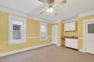 2673 S 14th St, Milwaukee, WI 53215 - Photo 7