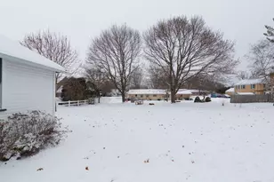 318 Forest Ave, Kewaskum, WI 53040 - Photo 17