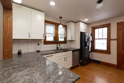 318  Forest Ave, Kewaskum, WI 53040 - Photo 7