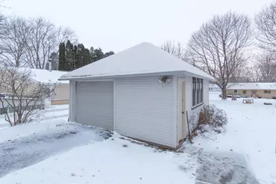 318  Forest Ave, Kewaskum, WI 53040 - Photo 3