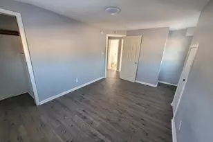 6183 N 38th St, Milwaukee, WI 53209 - Photo 9