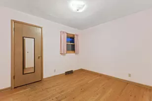 6986 N Ardara Ave, Glendale, WI 53209 - Photo 23