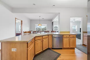 1795 Woodland Way, Slinger, WI 53086 - Photo 9